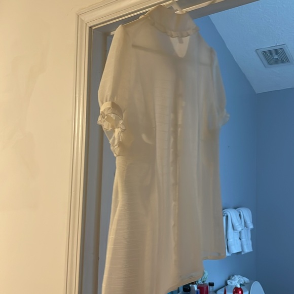 NWT - Picture 2 of 3